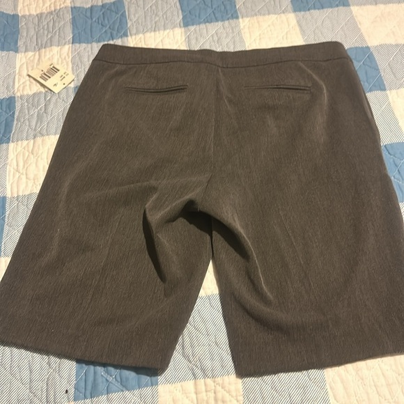 NWT From the Kloth Bermuda Dress
Shorts Gray - Picture 11 of 13
